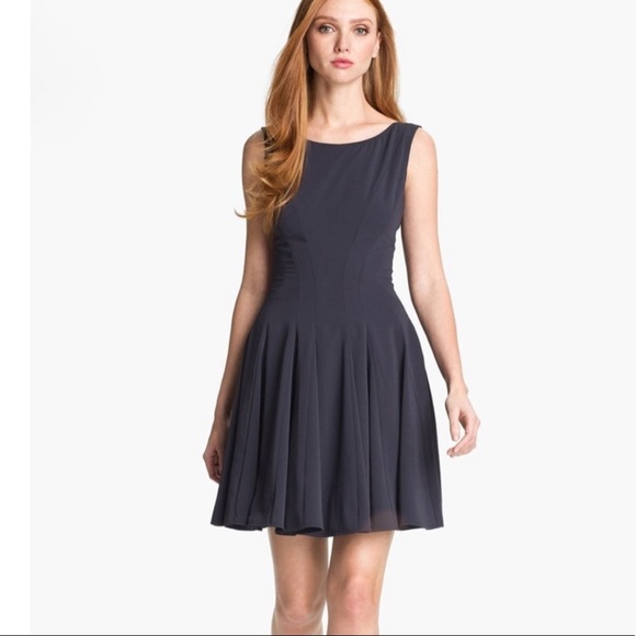 Theory Kaien W navy fit and flare dress - Picture 6 of 7